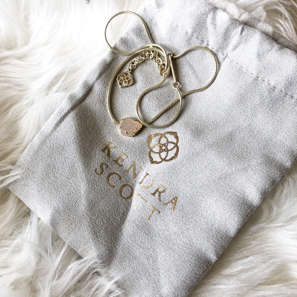 SOLD Kendra Scott Tessa Necklace - Picture 1 of 2